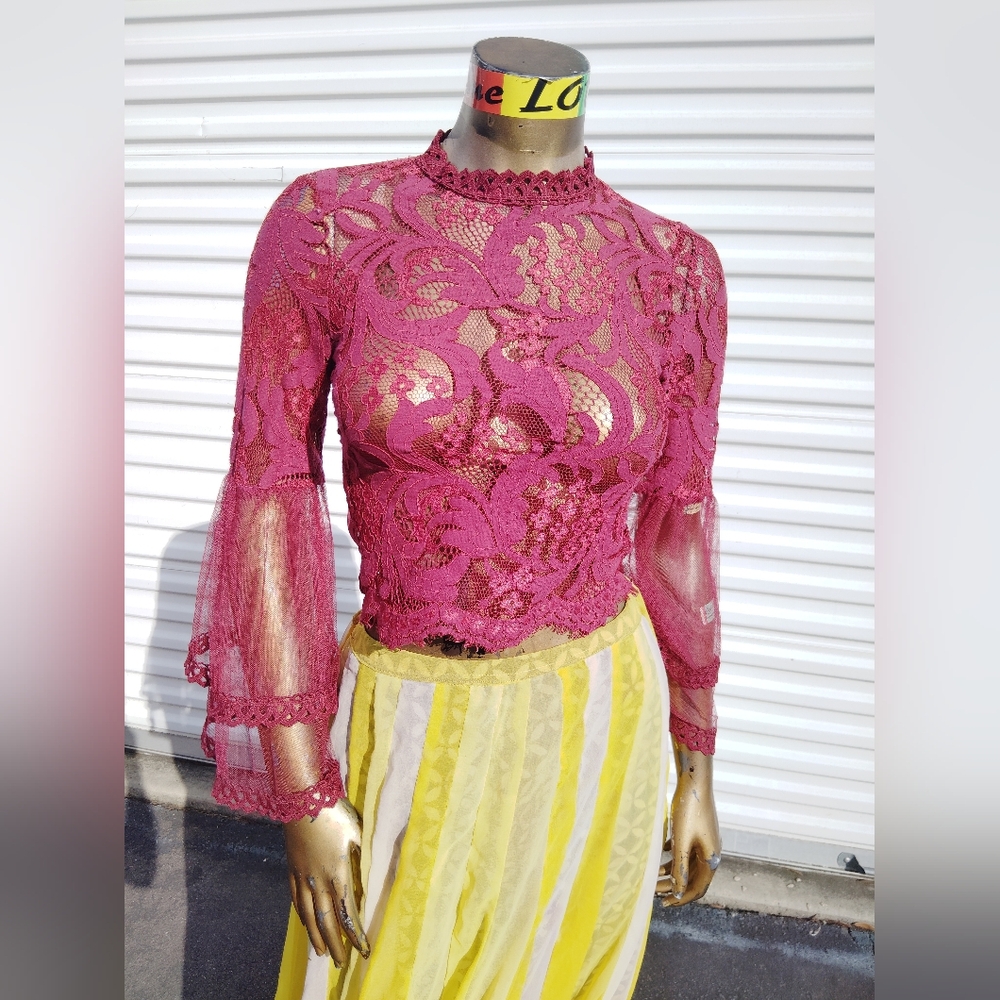Source Unknown Lace Magenta Blouse